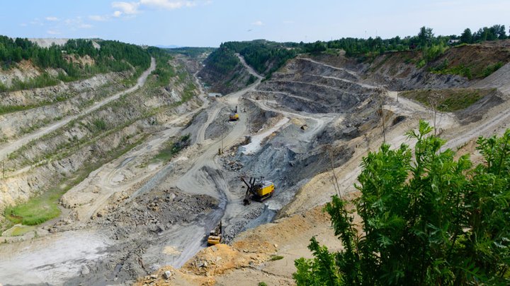 AXE-article-021217FF