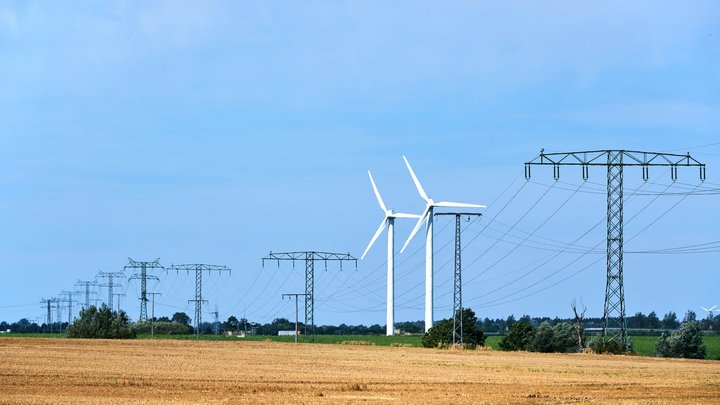 Pursuit vanadium resource