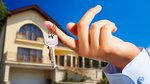 House keys sunny hand