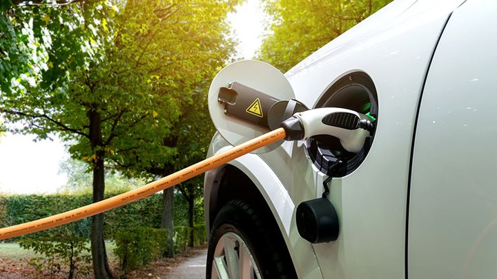 Ultracharge new electrolyte salt