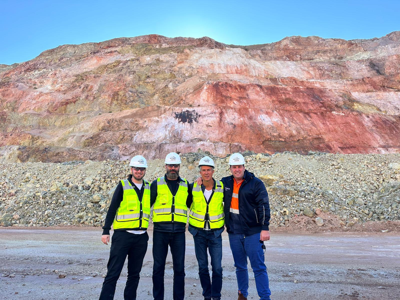 Next Investors Image