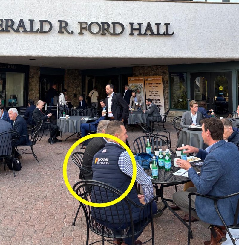 Next Investors Image