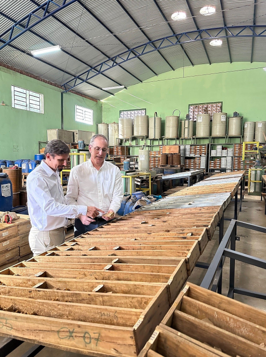 Next Investors Image